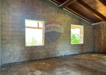 Stanza vuota - Casa indipendente Via Botticelli
 
snc, Montaquila - foto 39