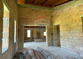 Non correlato - Casa indipendente Via Botticelli
 
snc, Montaquila - foto 48