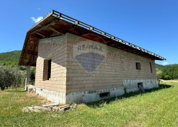 Casa all\'aperto - Casa indipendente Via Botticelli
 
snc, Montaquila - foto 53