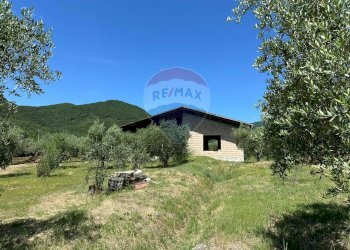 Vista delle montagne - Casa indipendente Via Botticelli
 
snc, Montaquila - foto 58