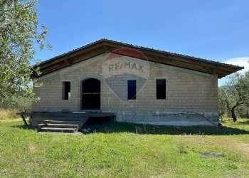 Casa all\'aperto - Casa indipendente Via Botticelli
 
snc, Montaquila - foto 66