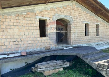 Casa all\'aperto - Casa indipendente Via Botticelli
 
snc, Montaquila - foto 67