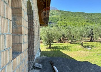 Vista delle montagne - Casa indipendente Via Botticelli
 
snc, Montaquila - foto 71