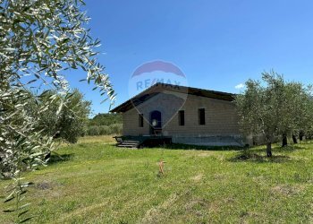 Casa all\'aperto - Casa indipendente Via Botticelli
 
snc, Montaquila - foto 77