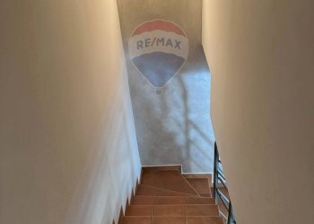 Scale - Independent house Via Garibaldi, Rocchetta a Volturno - photo 44