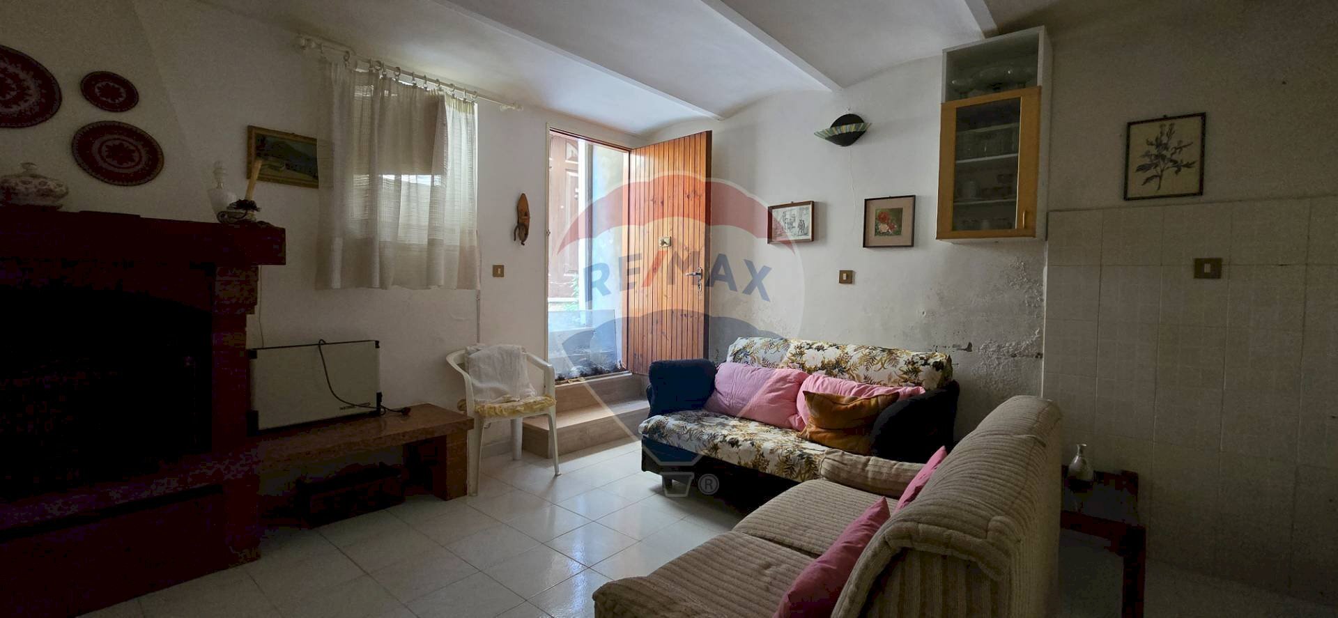 Soggiorno - Casa semi indipendente Villa Santa Maria - foto 2