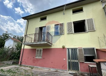 Edificio all\'aperto - Independent house Via Collalto
 
snc, Scapoli - photo 94