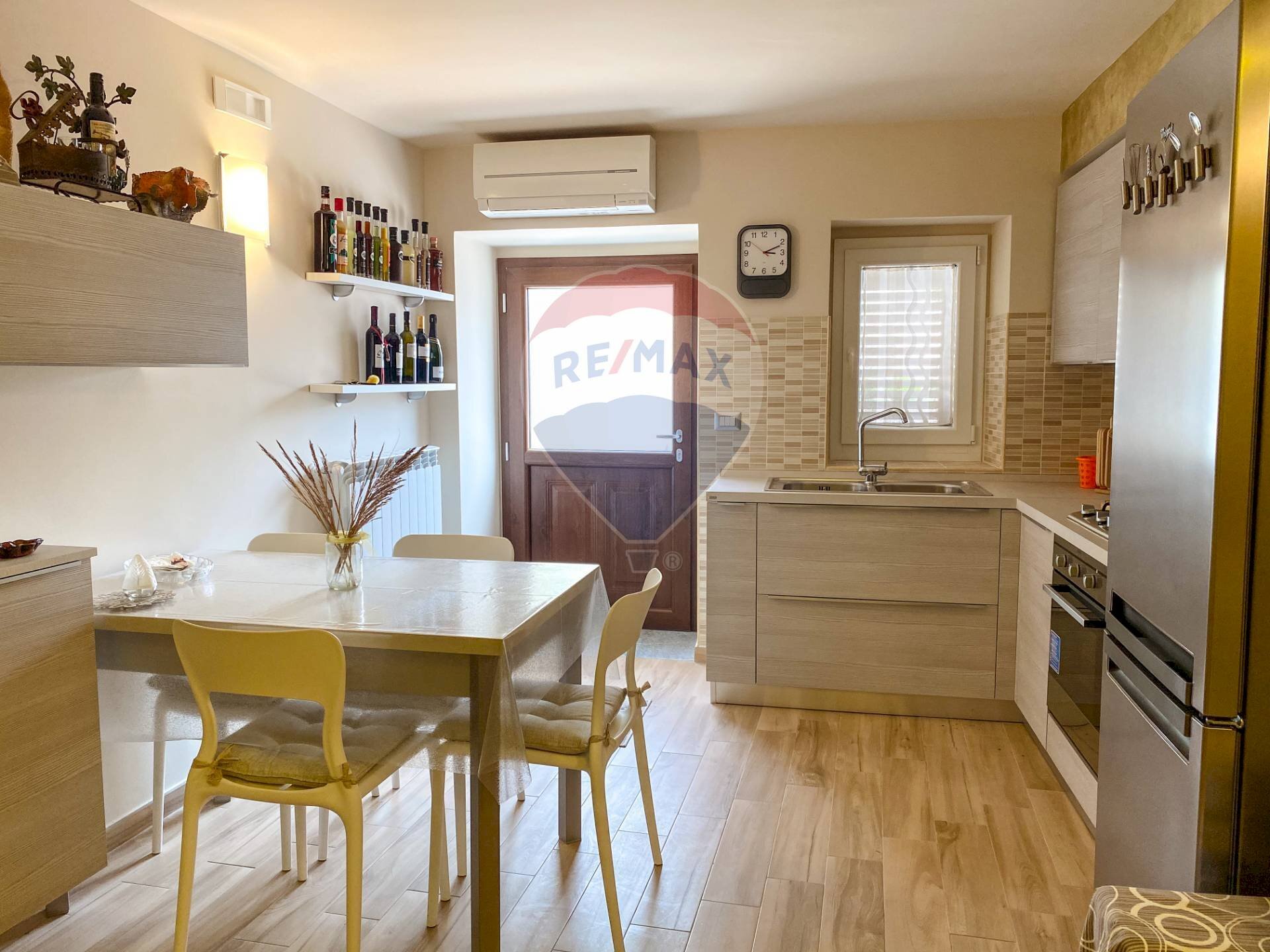 Cucina - Casa indipendente Via Occidentale, Fornelli - foto 3