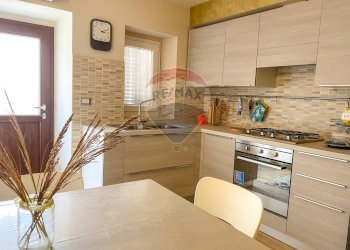 Cucina - Casa indipendente Via Occidentale, Fornelli - foto 1