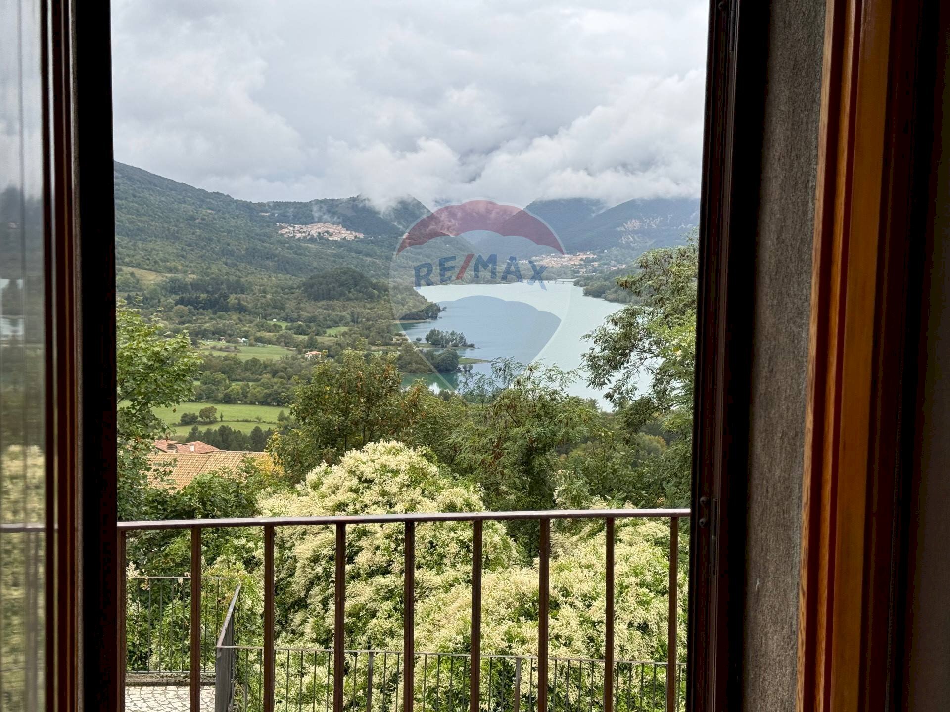 Balcone - Trilocale Via Roma
 
Snc, Barrea - foto 2