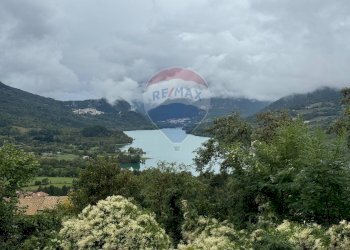 Vista delle montagne - Trilocale Via Roma
 
Snc, Barrea - foto 22