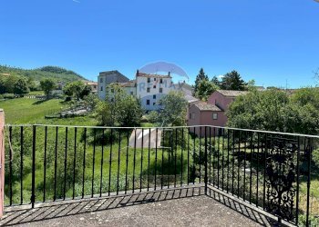Balcone - Casa semi indipendente Via Degli Abruzzi
 
12, Roccasicura - foto 2