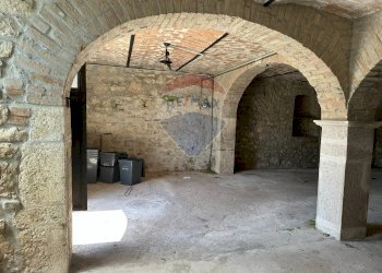 Stanza vuota - Casa semi indipendente Via Degli Abruzzi
 
12, Roccasicura - foto 9