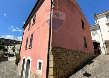 Casa all\'aperto - Casa semi indipendente Via Degli Abruzzi
 
12, Roccasicura - foto 21