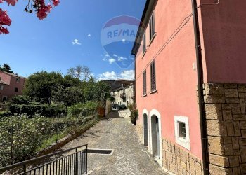 Casa all\'aperto - Casa semi indipendente Via Degli Abruzzi
 
12, Roccasicura - foto 23