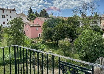 Balcone - Casa semi indipendente Via Degli Abruzzi
 
12, Roccasicura - foto 31