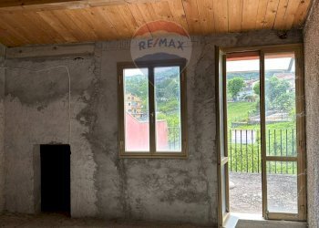 Stanza vuota - Casa semi indipendente Via Degli Abruzzi
 
12, Roccasicura - foto 43