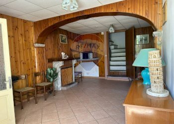 Sala da pranzo - Casa semi indipendente Via Degli Abruzzi
 
12, Roccasicura - foto 56