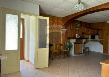 Sala da pranzo - Casa semi indipendente Via Degli Abruzzi
 
12, Roccasicura - foto 57