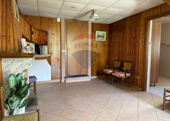 Stanza vuota - Casa semi indipendente Via Degli Abruzzi
 
12, Roccasicura - foto 66