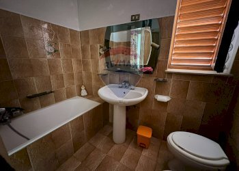 Bagno - Casa semi indipendente Via Degli Abruzzi
 
12, Roccasicura - foto 88