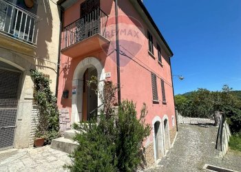 Casa all\'aperto - Casa semi indipendente Via Degli Abruzzi
 
12, Roccasicura - foto 123