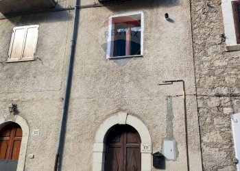 Edificio all\'aperto - Appartamento Via Benedetto Virgilio
191, Villetta Barrea - foto 7