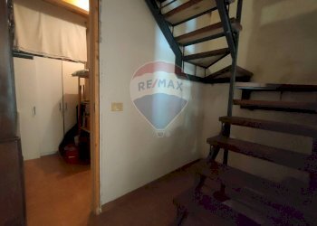 Scale - Appartamento Via Benedetto Virgilio
191, Villetta Barrea - foto 10