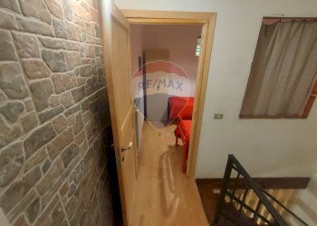 Hall / corridoio - Appartamento Via Benedetto Virgilio
191, Villetta Barrea - foto 24