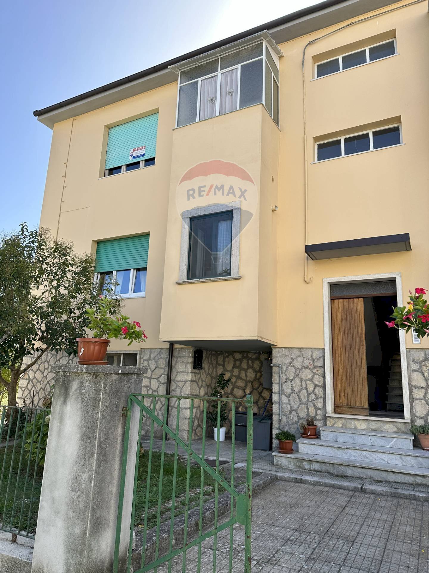 Edificio all\'aperto - Four-room apartment Via Giuseppe Mazzini
 
1, Rocchetta a Volturno - photo 1
