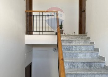 Scale - Quadrilocale Via Giuseppe Mazzini
 
1, Rocchetta a Volturno - foto 7