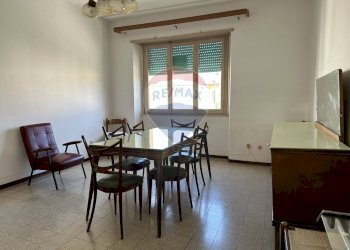 Sala da pranzo - Quadrilocale Via Giuseppe Mazzini
 
1, Rocchetta a Volturno - foto 35