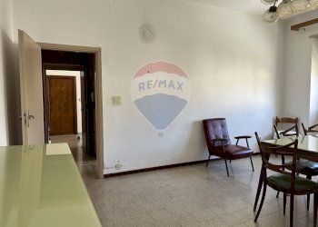 Sala da pranzo - Quadrilocale Via Giuseppe Mazzini
 
1, Rocchetta a Volturno - foto 36