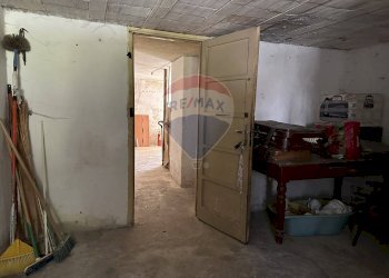 Dispensa di stoccaggio - Quadrilocale Via Giuseppe Mazzini
 
1, Rocchetta a Volturno - foto 61