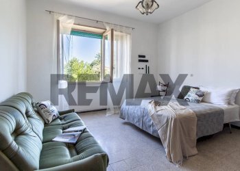 Camera / camera da letto - Four-room apartment Via Giuseppe Mazzini
 
1, Rocchetta a Volturno - photo 42