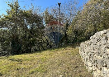 Giardino - Independent house Via Cappella
 
snc, Rocchetta a Volturno - photo 12