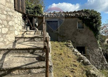 Casa all\'aperto - Independent house Via Cappella
 
snc, Rocchetta a Volturno - photo 17