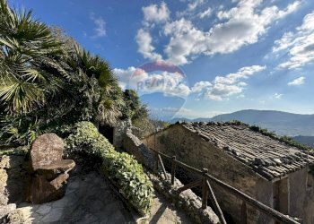 Vista delle montagne - Independent house Via Cappella
 
snc, Rocchetta a Volturno - photo 27