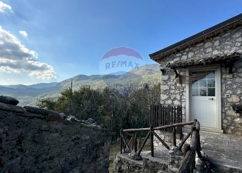 Vista delle montagne - Independent house Via Cappella
 
snc, Rocchetta a Volturno - photo 38