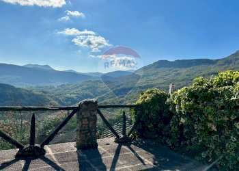 Vista delle montagne - Independent house Via Cappella
 
snc, Rocchetta a Volturno - photo 127