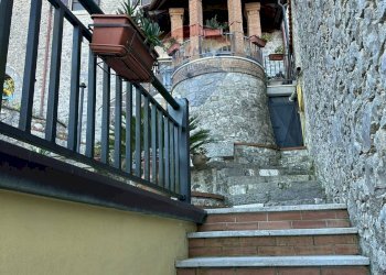 Casa all\'aperto - Casa semi indipendente Via Scesa dei tigli
 
1, Montaquila - foto 10