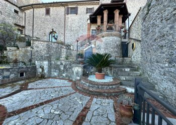 Casa all\'aperto - Casa semi indipendente Via Scesa dei tigli
 
1, Montaquila - foto 17