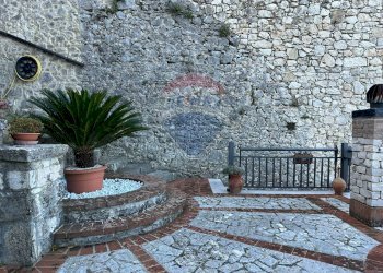 Terrazza - Casa semi indipendente Via Scesa dei tigli
 
1, Montaquila - foto 20