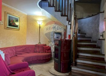 Scale - Casa semi indipendente Via Scesa dei tigli
 
1, Montaquila - foto 42