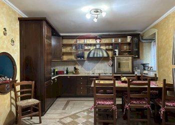 Cucina - Casa semi indipendente Via Scesa dei tigli
 
1, Montaquila - foto 50