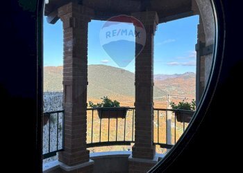 Balcone - Casa semi indipendente Via Scesa dei tigli
 
1, Montaquila - foto 64