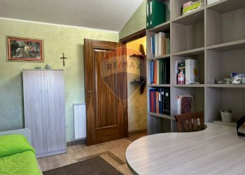 Camera / camera da letto - Casa semi indipendente Via Scesa dei tigli
 
1, Montaquila - foto 83