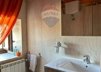 Bagno - Casa semi indipendente Via Scesa dei tigli
 
1, Montaquila - foto 86