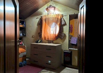 Hall / corridoio - Casa semi indipendente Via Scesa dei tigli
 
1, Montaquila - foto 92