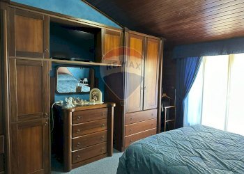 Camera / camera da letto - Casa semi indipendente Via Scesa dei tigli
 
1, Montaquila - foto 97